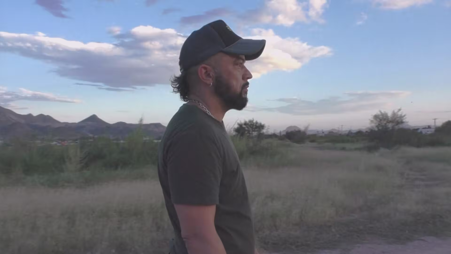 Crossing_the_River_PAIN_still02 - Manuel Garcia