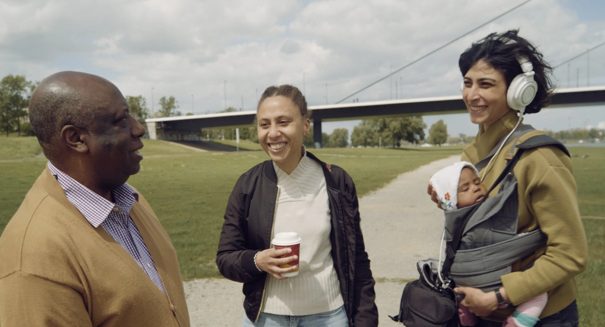 MalaReinhardt_FamiliarPlaces_Still02 - Mala Reinhardt