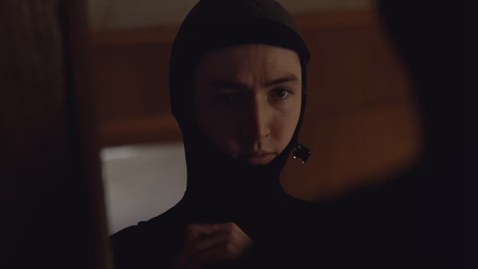 SIRENCALLING_STILL002 - Dylan Mitro