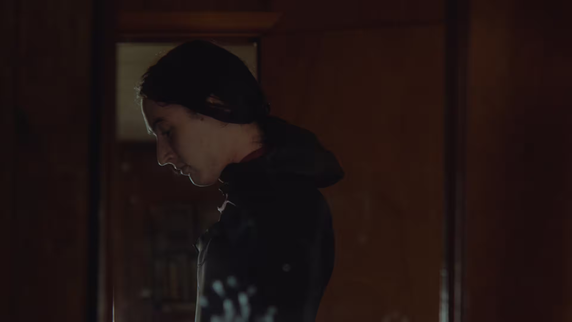 SIRENCALLING_STILL003 - Dylan Mitro