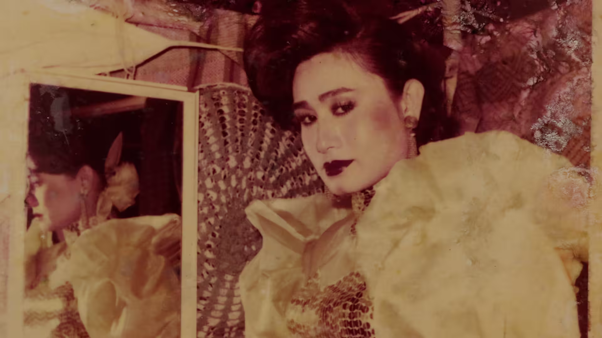 YadanarOo_ThunderBird_Still05 - Yadanar